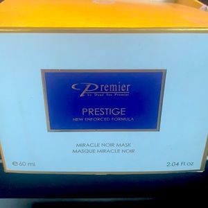 Premier Prestige Miracle Noir Mask
